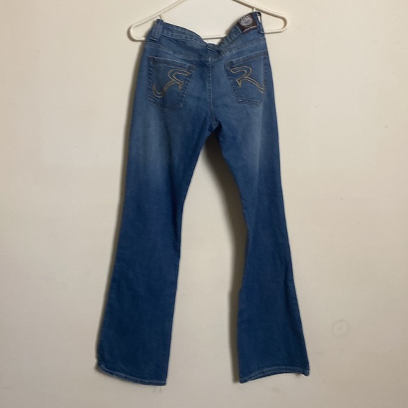 Up for sale are these super soft size 28 Rock & Republic jeans - Picture 2 of 9